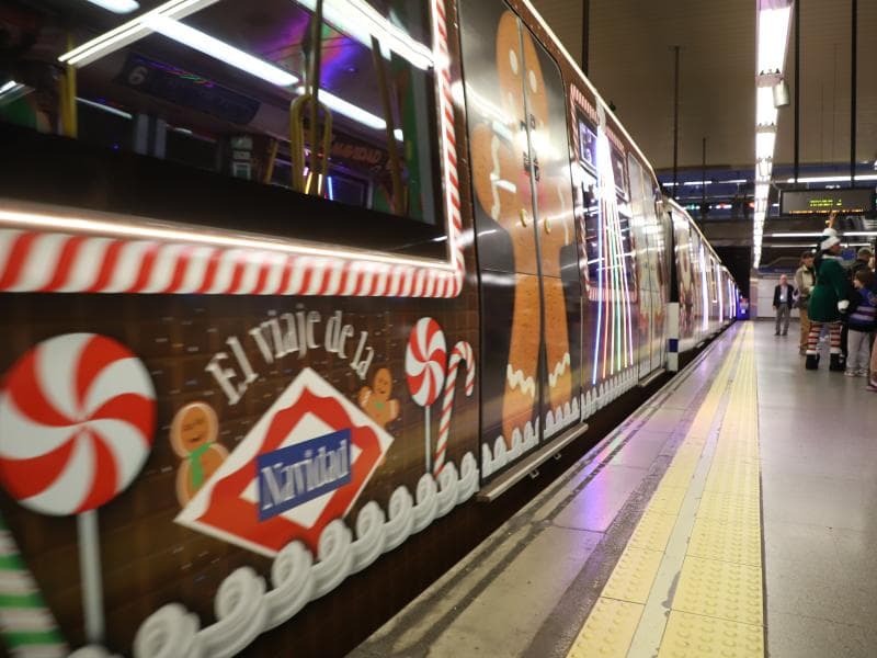 Empieza un viaje mágico con el tren de la Navidad de Metro Madrid