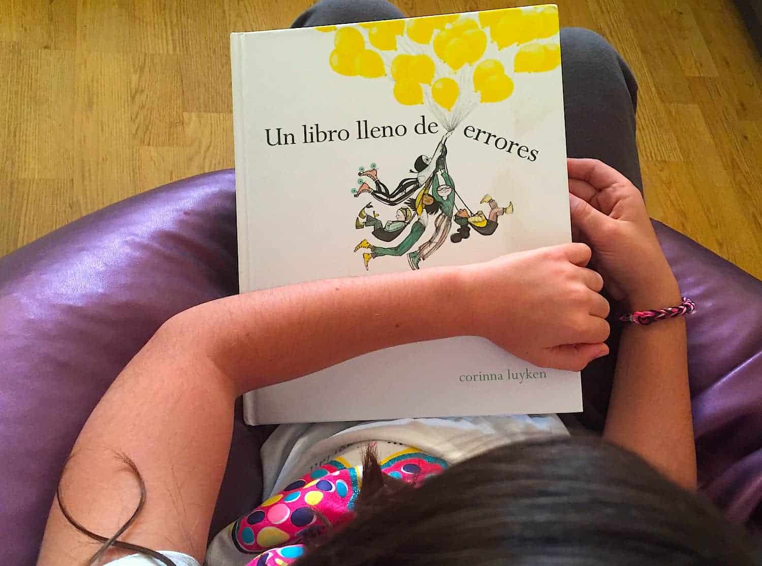 Cuentos que educan: Un libro lleno de errores